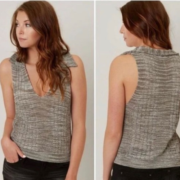 Free People Dots & Dashes Sleeveless V Neck Collared Lightweight Sweater Size XS - Picture 1 of 6